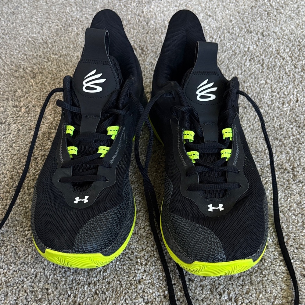 Under Armour Curry HOVR Men's basketball shoes